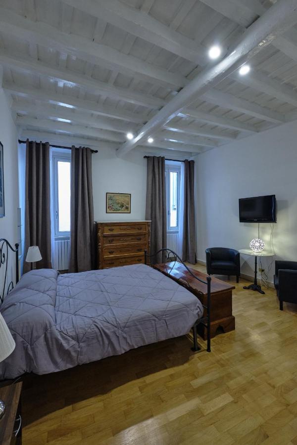 Domus Pastini Apartment Rome Bagian luar foto